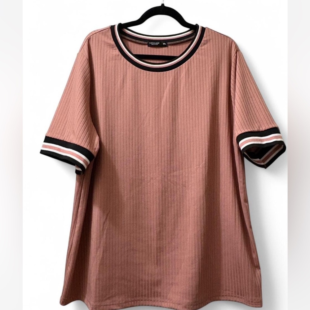 Dusty rose blouse with white/black stripes, size 3X fits like 2x